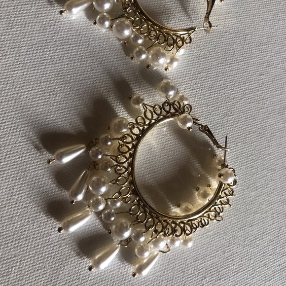 Hoop with pearls - Picture 3 of 4